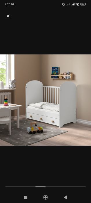 Vand patut bebe Ikea nefolosit cu saltea si sertar