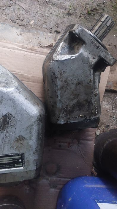 Vând pompe basculare 8x4,6x4