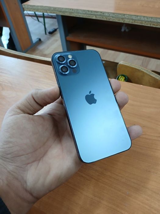 Iphone 12 pro variant  ili naxt
