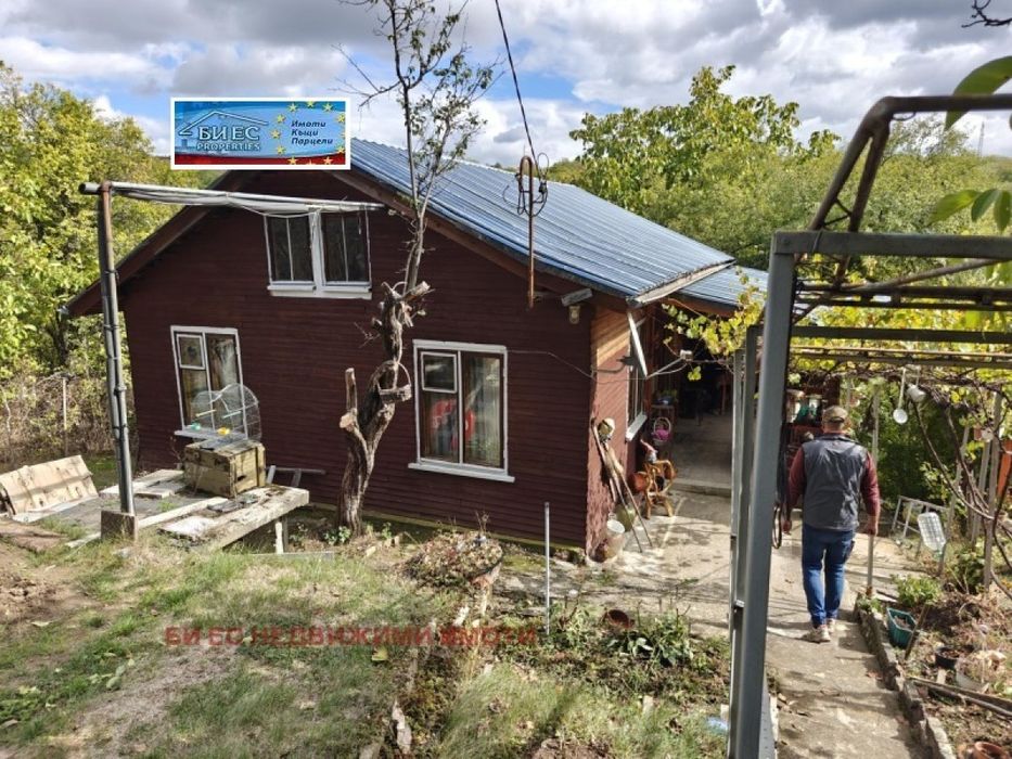 Продажба къща в с. Прибой 85 м²