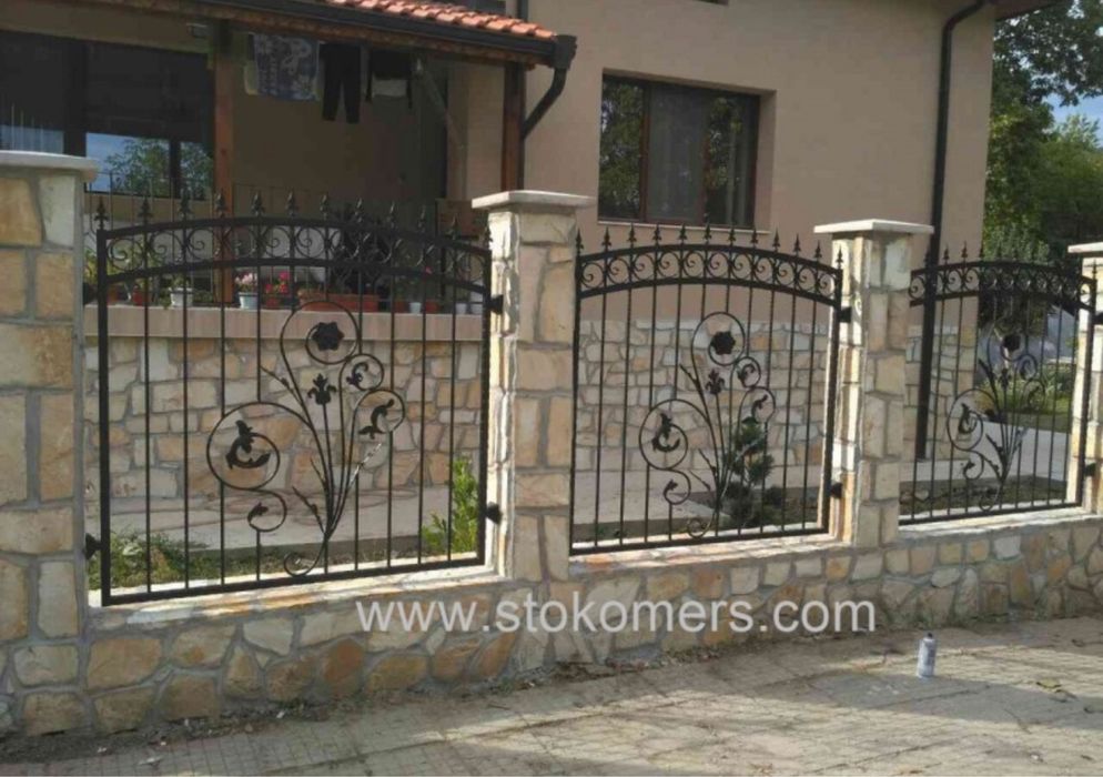 Огради от ковано и гладко желязо