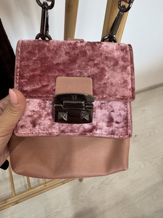 Чанта малка trussardi