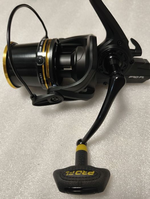 SET 2 Mulinete PRO FL Strategist Distance 8000 10+1 Rulmenti NEW 2024