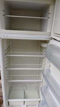 Продается холодильник Индезит в рабочем состоянии