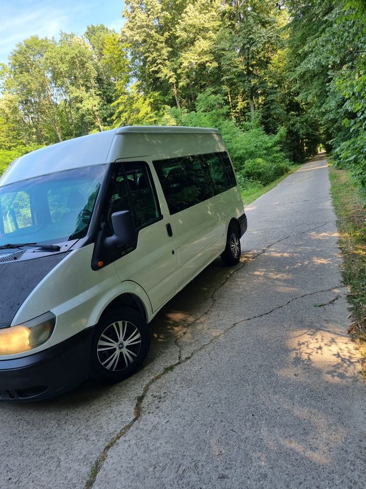 Vand ford transit 8+1