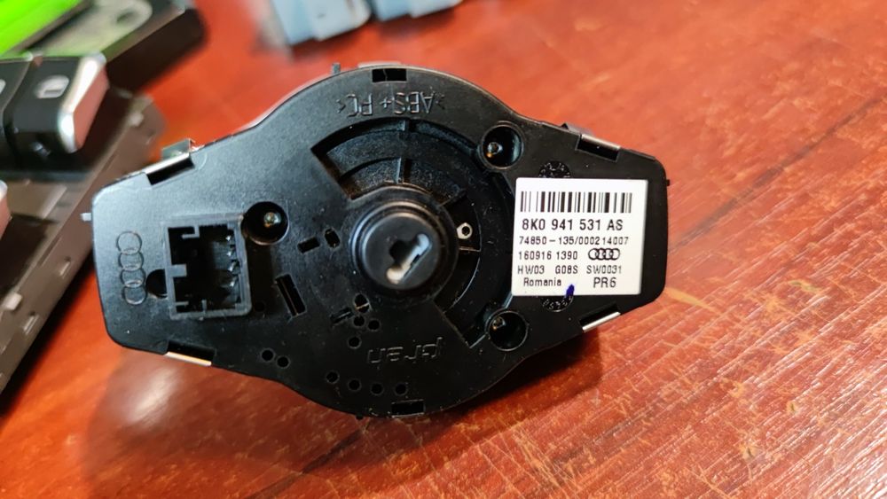 Comenzi geamuri si lumini pentru Audi A4 , A5