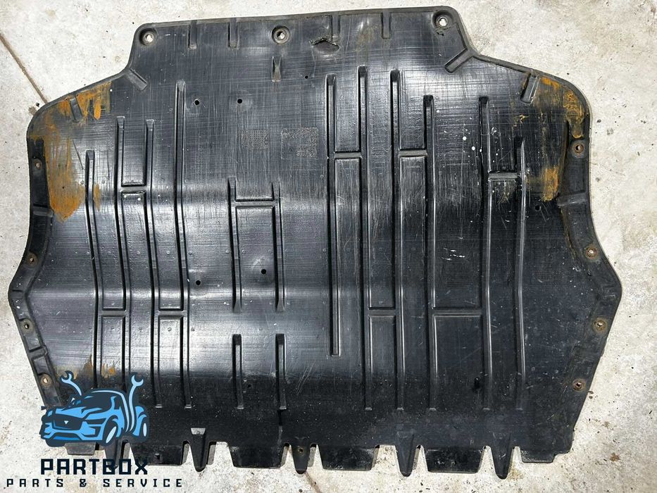 Кора под двигател Golf VI variant 2010