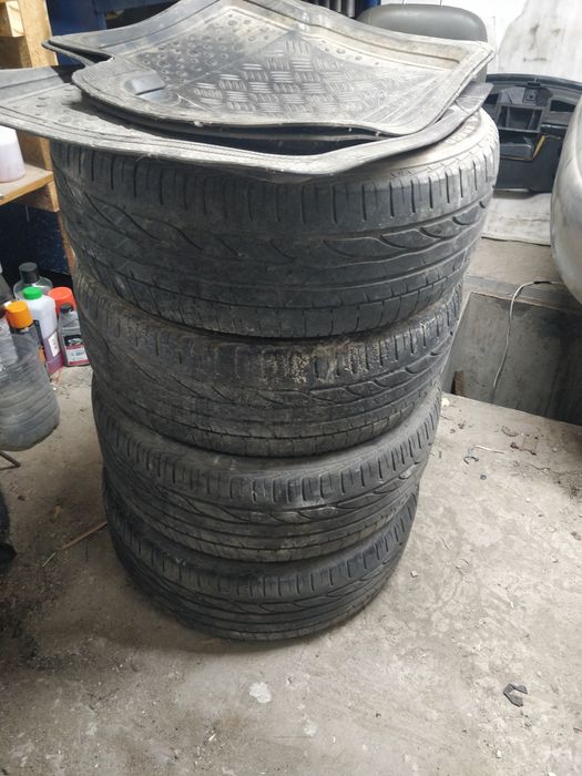 Продам резину 205/55r16 bridgestone