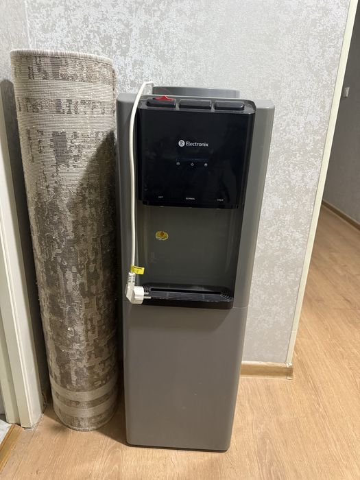 Продаётся кулер для воды