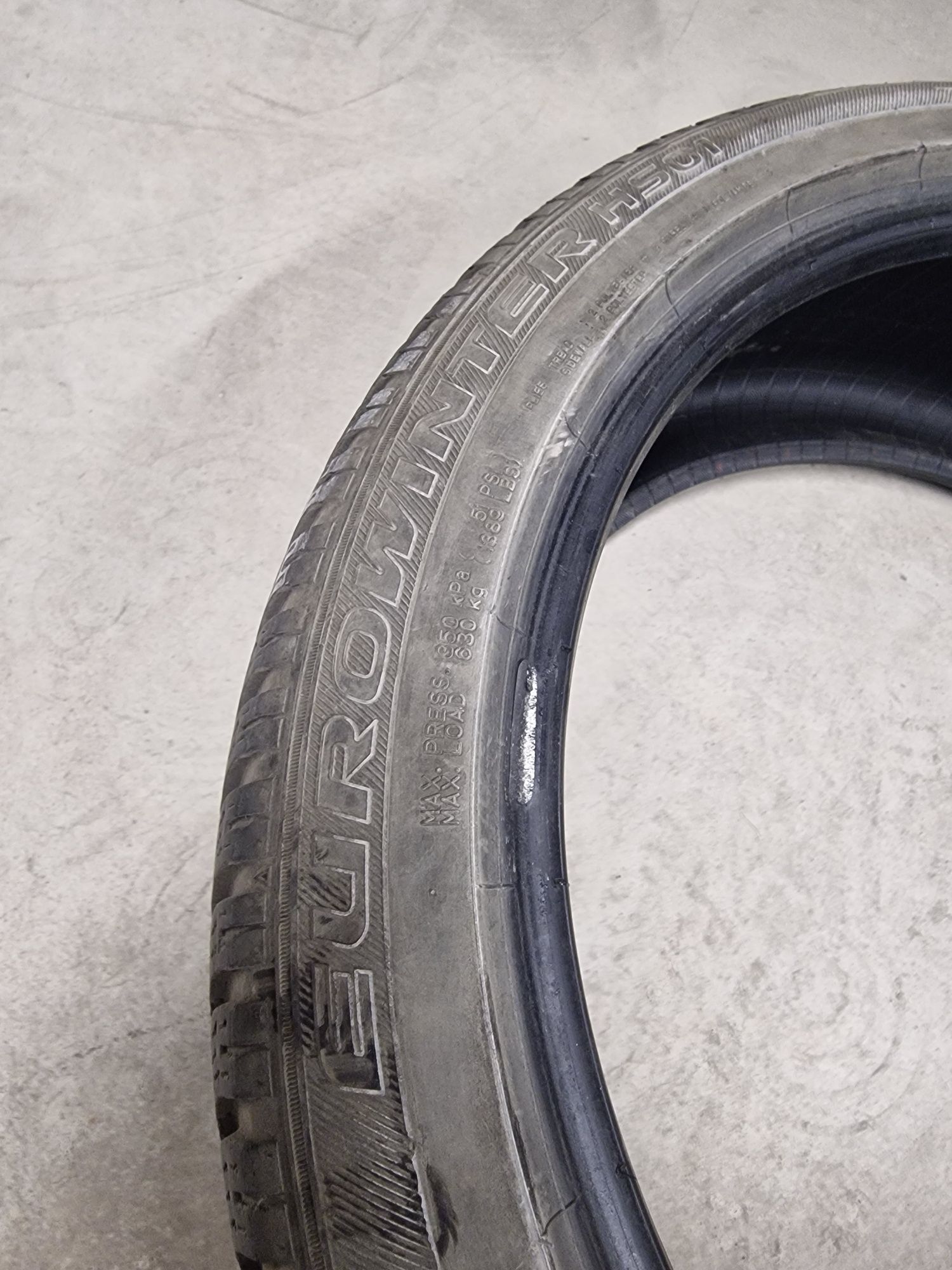 FALKEN EUROWINTER 225/45/19 дот. 2019
225/45 R19
