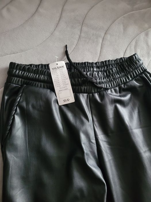 Нов кожен пянталон