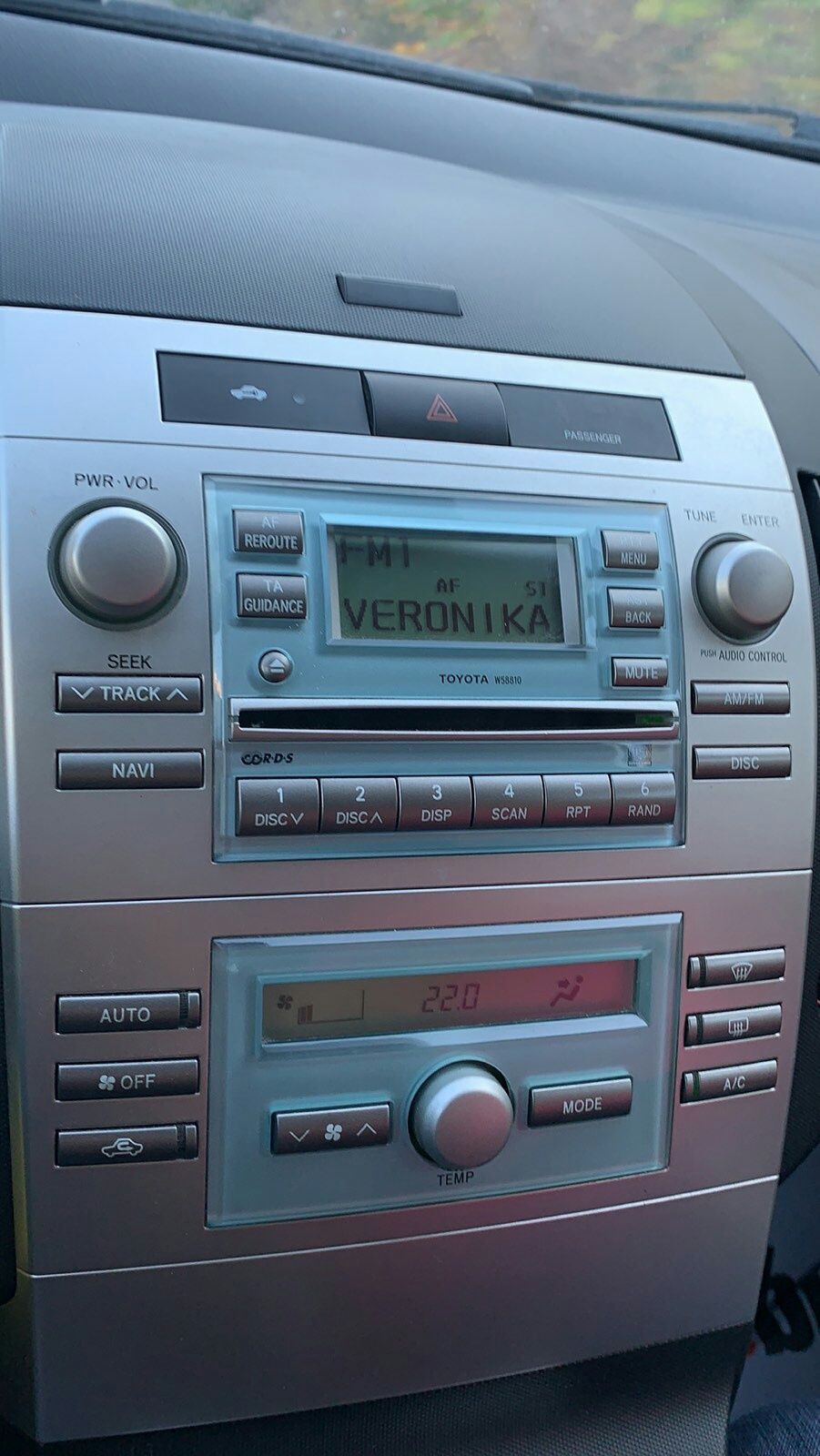 тойота корола версо 2.2 D=CAT Toyota corolla verso 2.2