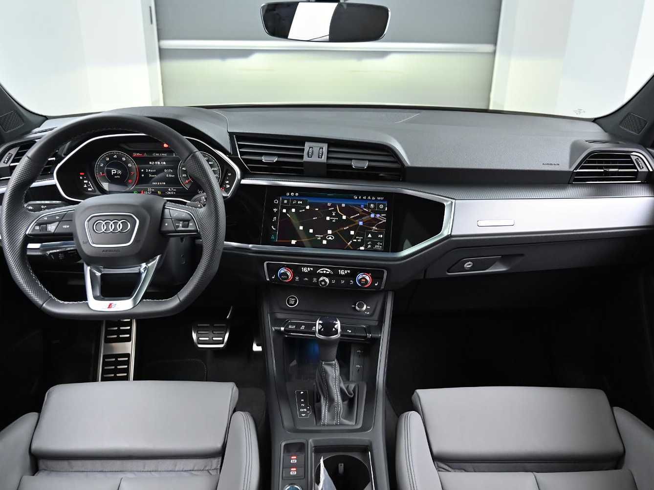 Audi Q3 40 TFSI Quattro Premium Sport Back