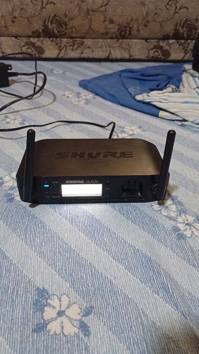 Microfon Shure GLXD4 Microfon Shure Beta 58 A