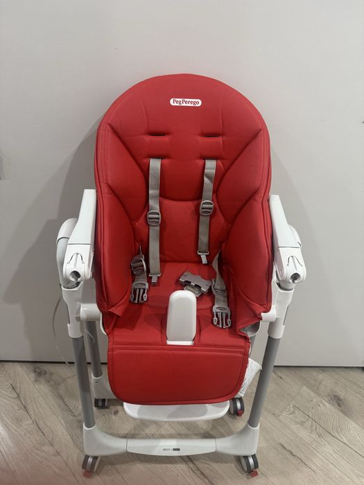 Детский стульчик для кормления