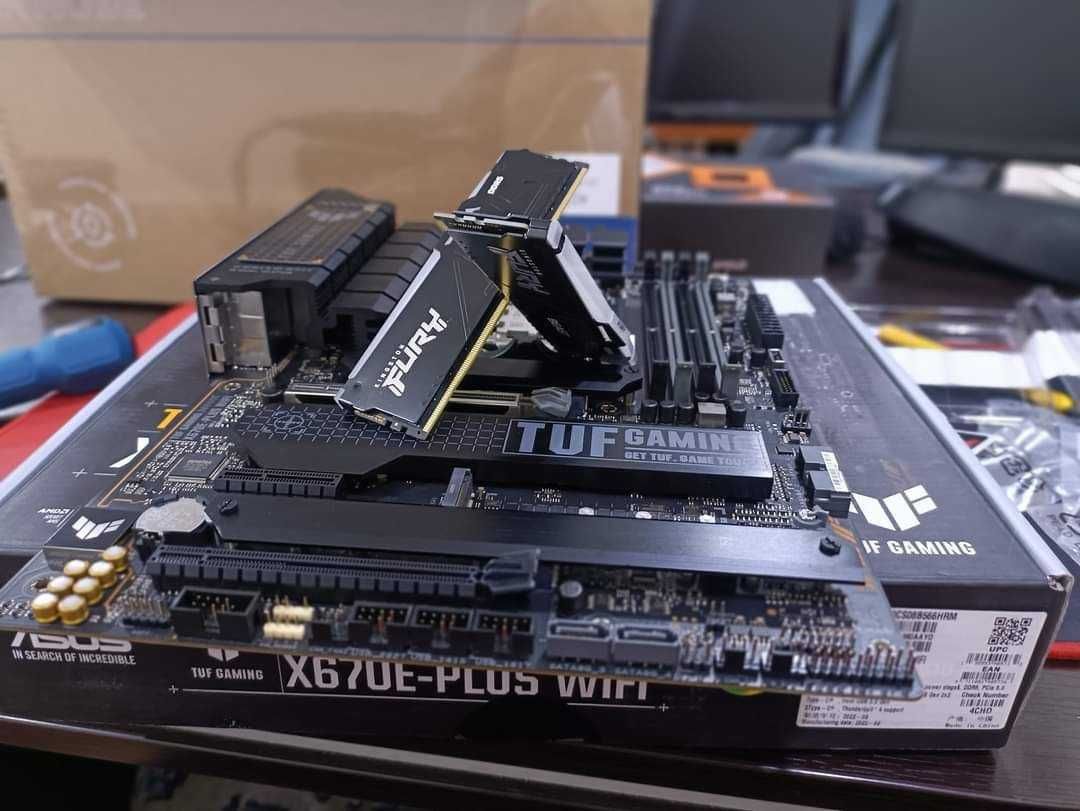 Kompyuter sotiladi AMD RYZEN 9 7950X3D