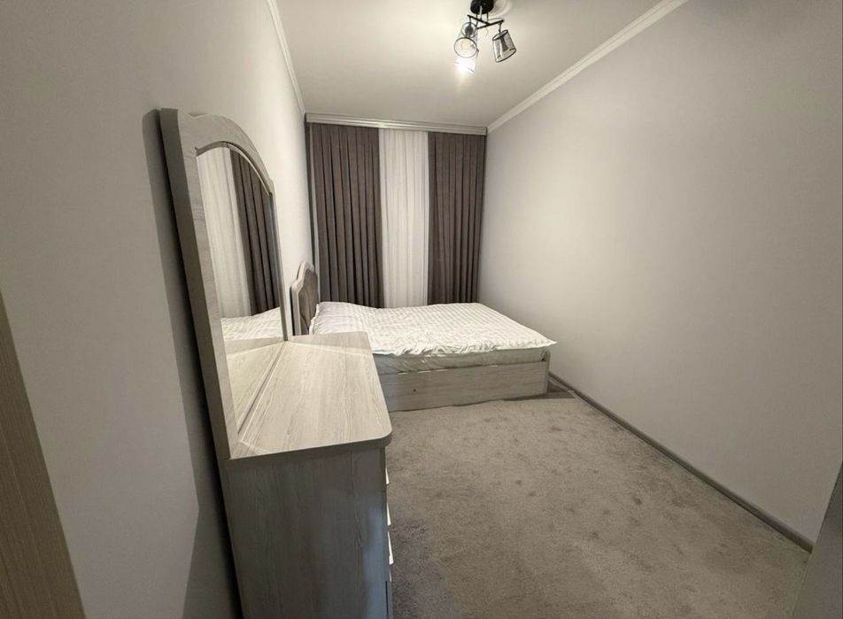 Сдается 2 ком Метро Новза. Предоплата за 3 месяца