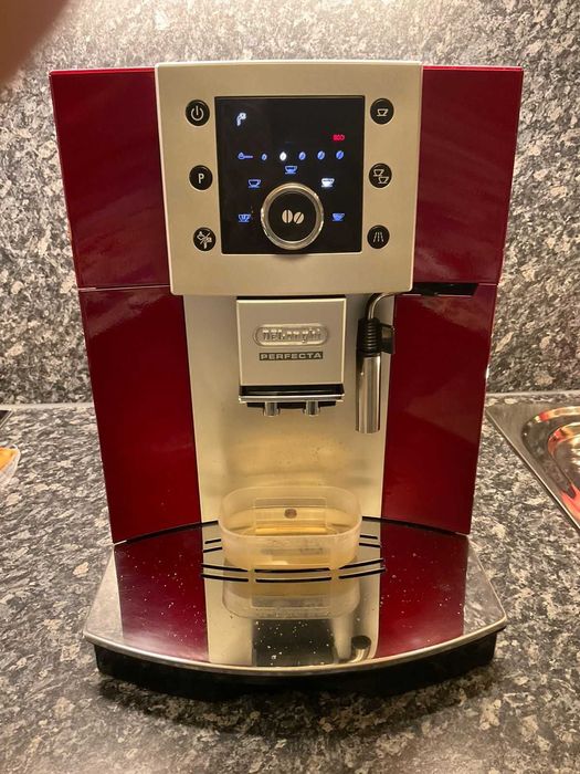 Кафемашина Delonghi Perfecta