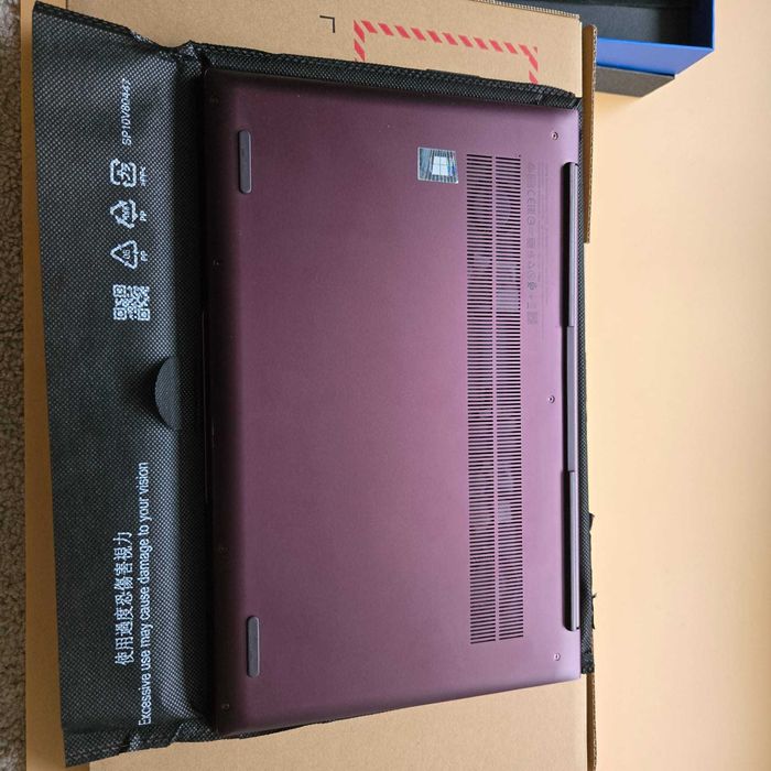 Laptop Lenovo Yoga Slim 7 16GB Ram 512GB SSD i7