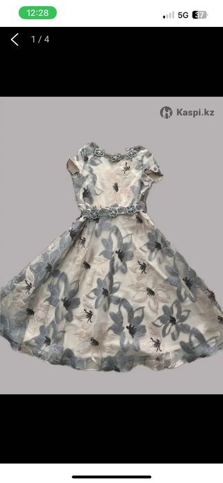 Платье от кутюрье Николь