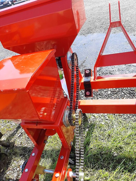 Masina de pus porumb cu azot