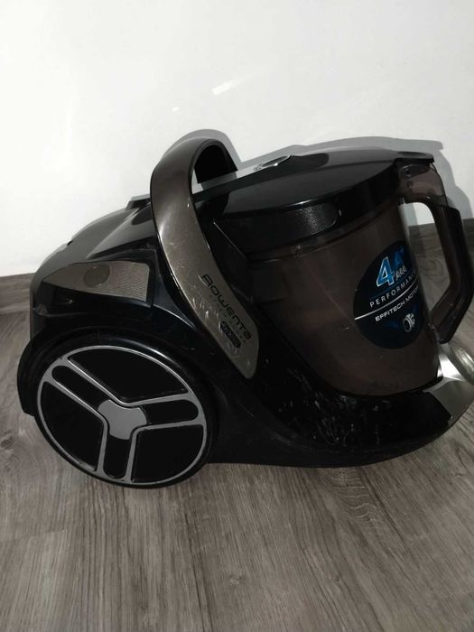 Прахосмукачка Rowenta Silence Force Cyclonic 550w