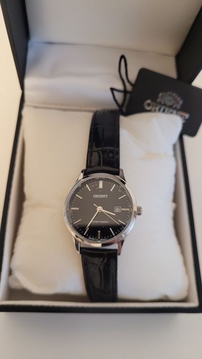 Ceas de mana ORIENT damă 28mm negru  Model FSZ3N004B0