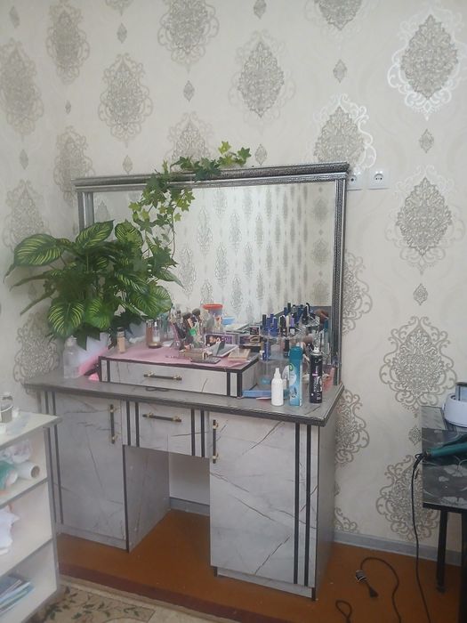 Grim stoli  toshoyna