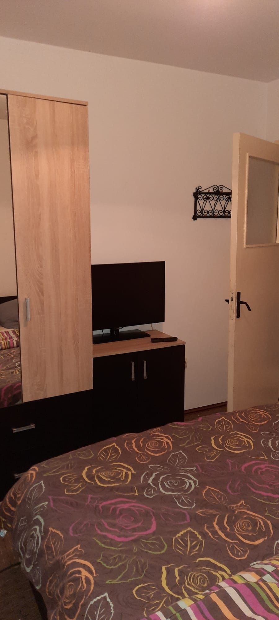 Inchiriere apartament 2 camere zona Vest