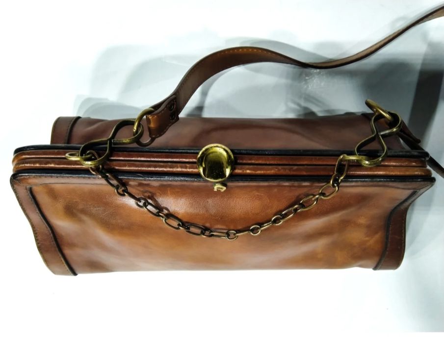 Geantă Etienne Aigner piele naturală