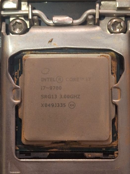 Продавам части за компютър