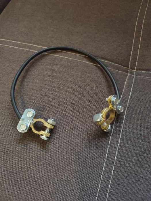 UPS  nJoy Isis 1500VA