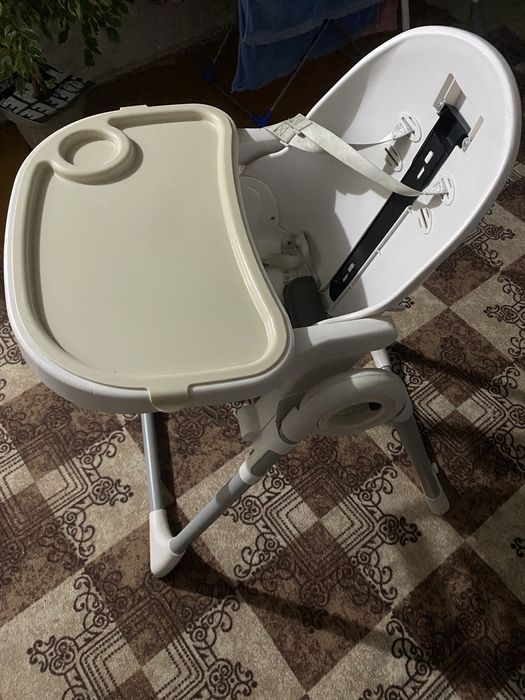 Детский стульчик для кормления