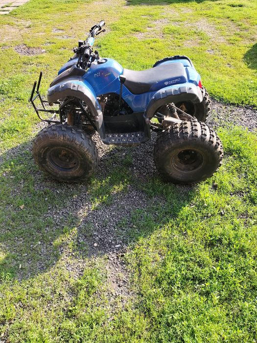 Vând Atv in 4 timpi funcțional