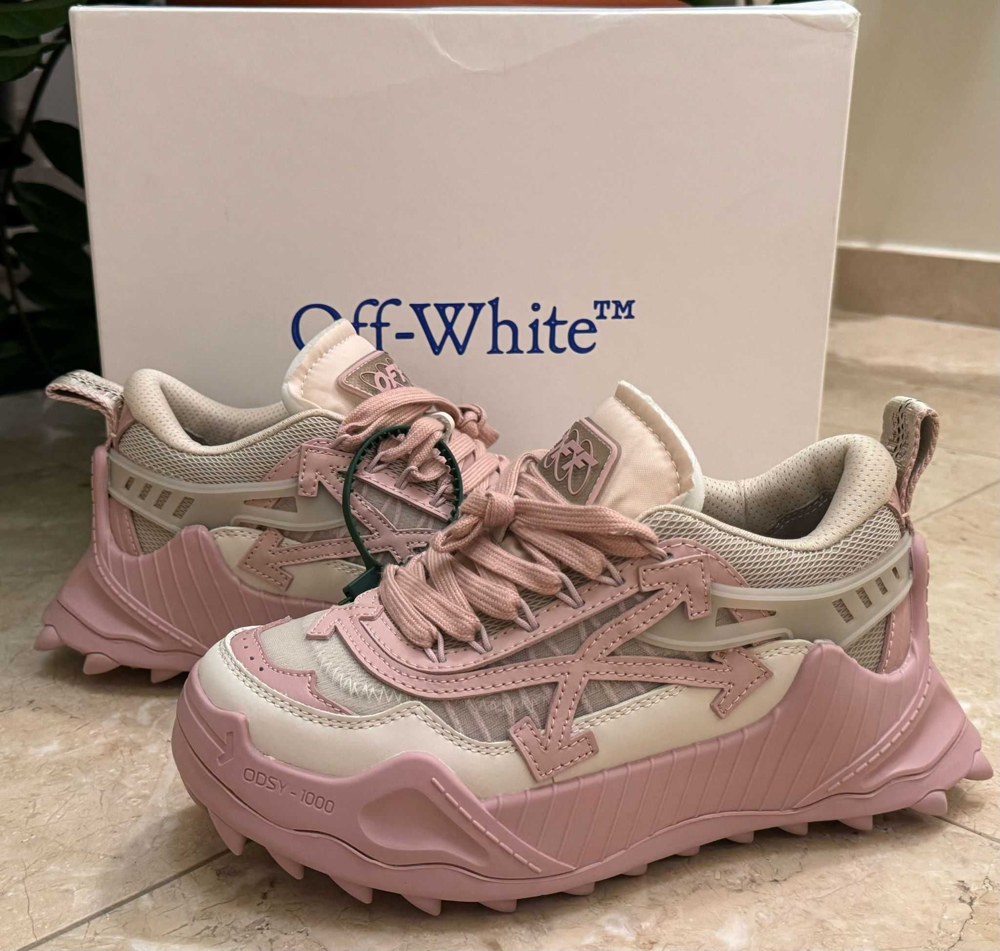 Off White Odsy pink - Marimi 37,41- Lichidare stoc