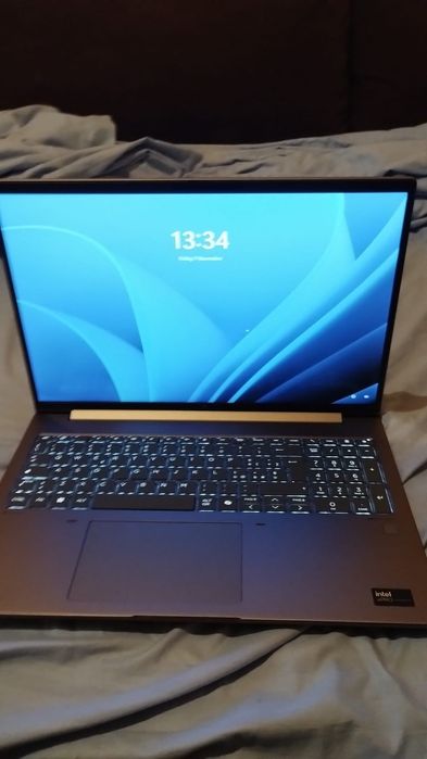 Laptop hp nou , sigilat