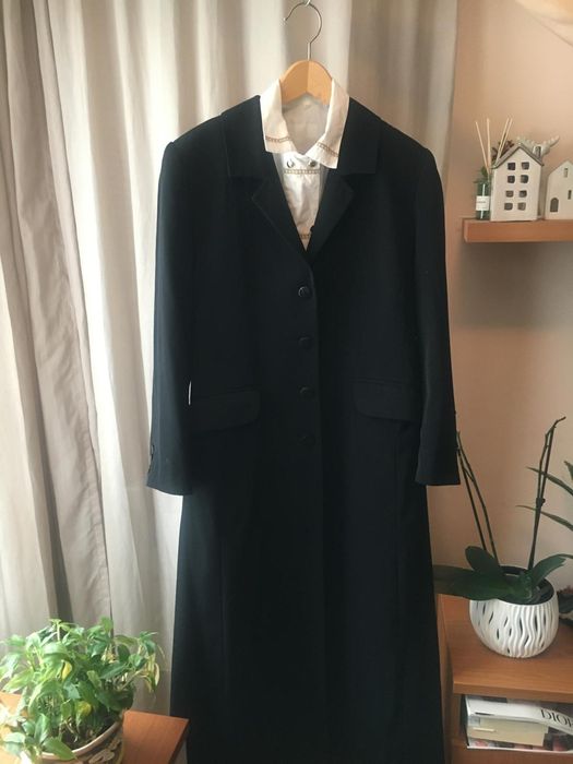 Дамско черно манто