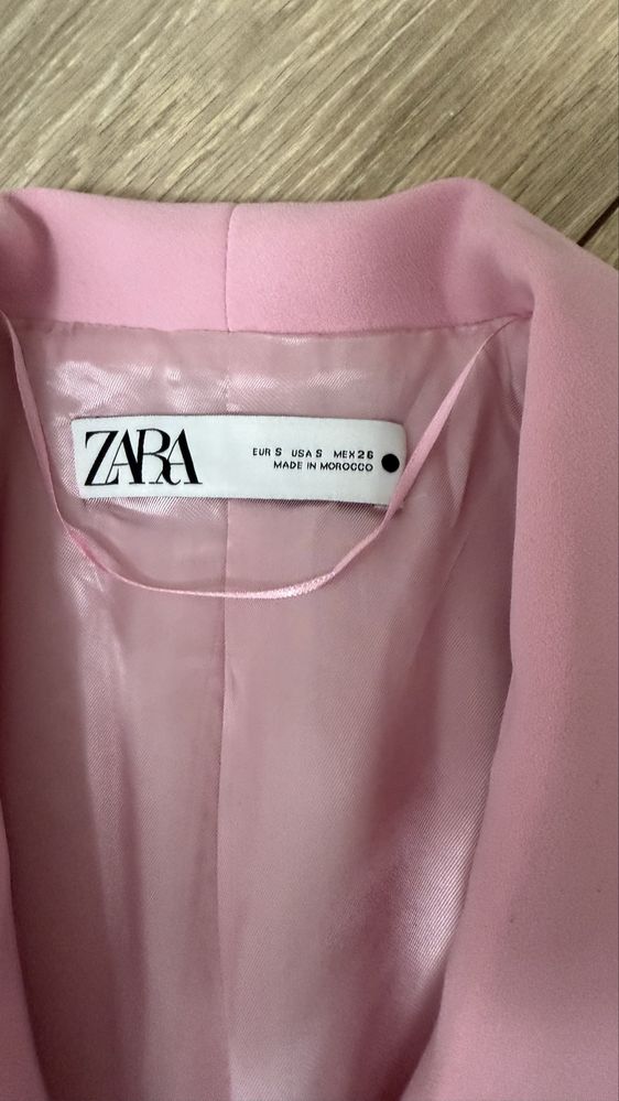 Костюм Zara размер S