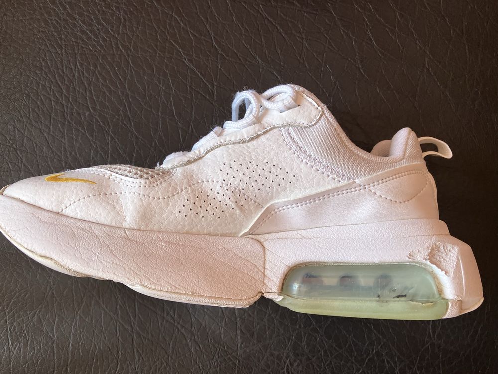 Маратонки NIKE W AIR MAX VERONA 38.5