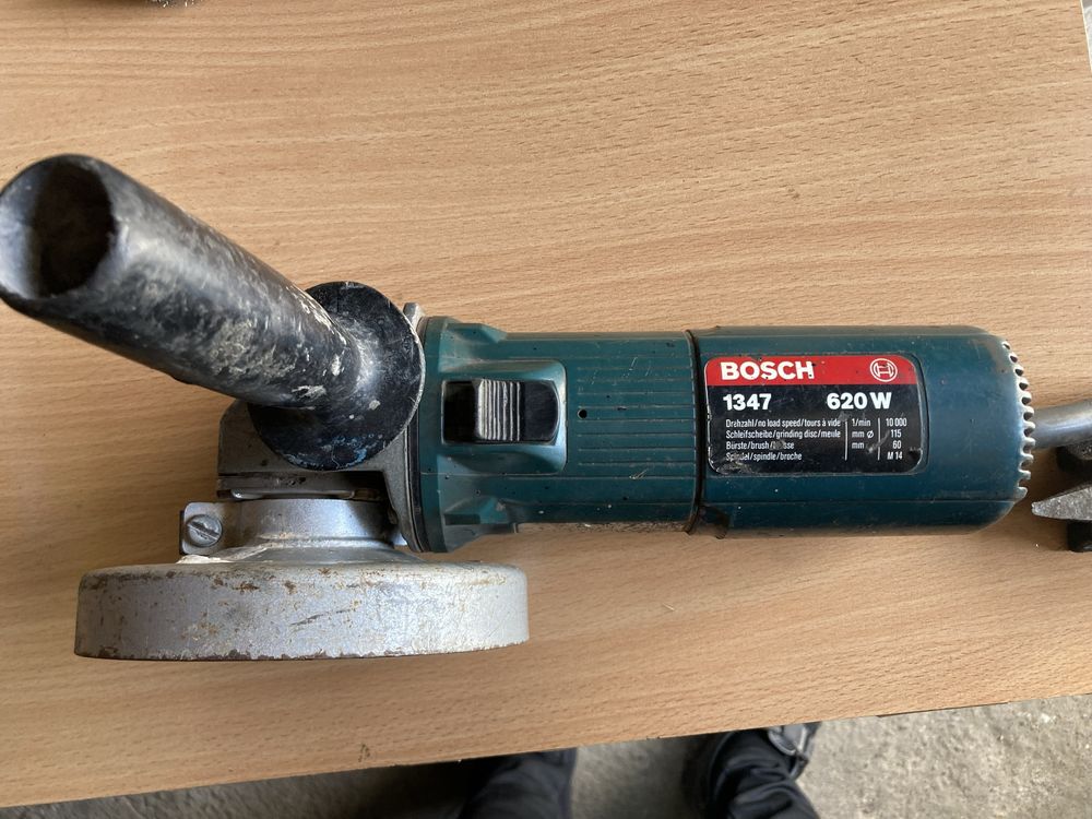 Малък ъглошлайф Bosch 620 w