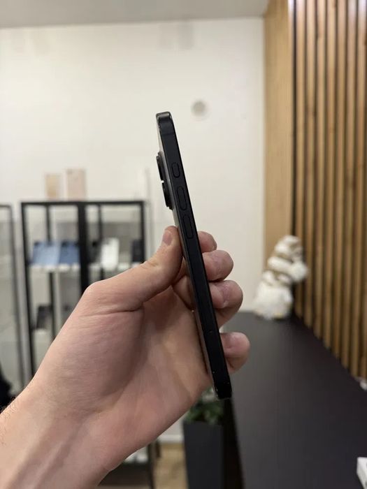 iPhone 16 in garantie, ca nou