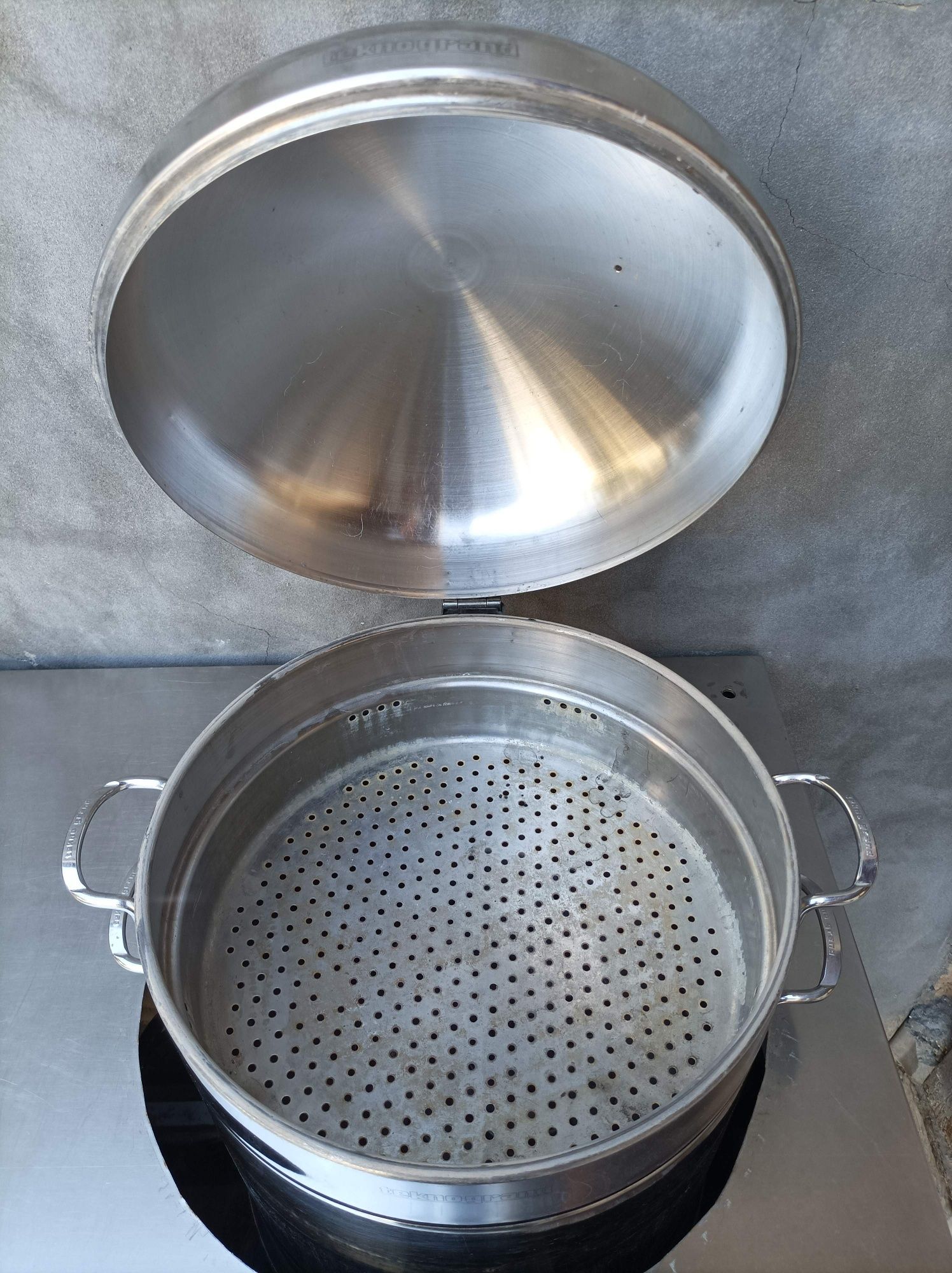 Johori aparti sotiladi