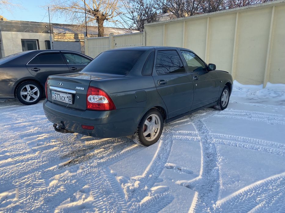 Продам приору 1