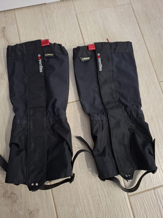 Parazapezi Extremities