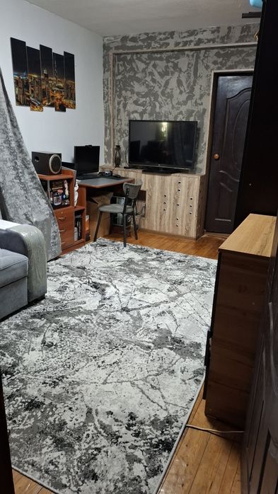 1в2/5/5 продается можно в ипотеку через Банк. кирпич. Кинотеатр Ватан