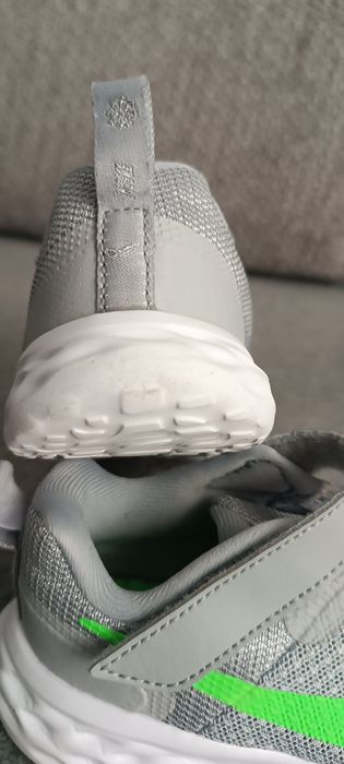 Încălțări Nike, mărimea 26