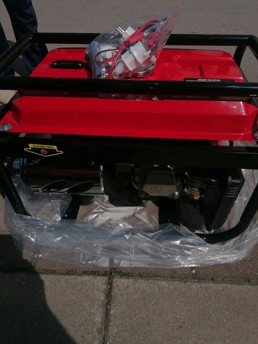 Генератор за ток чисто нов