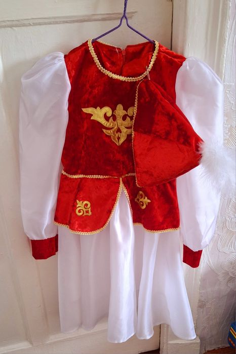 Продам платье национальное.