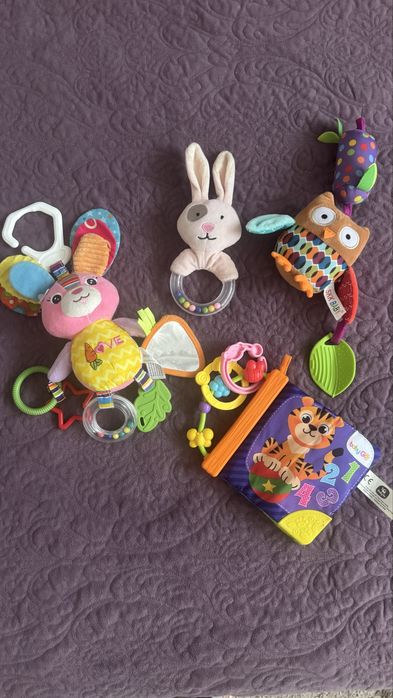 Продам детские игрушки подвески