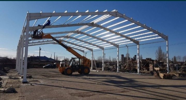 Vând hale metalice și structuri metalice